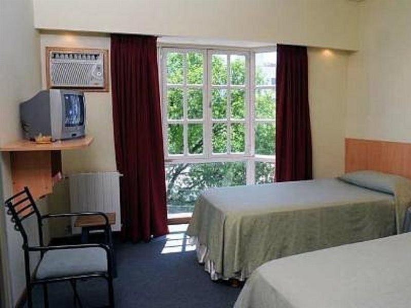 Los Tilos Hotel Y Spa By Cph Villa Carlos Paz Zewnętrze zdjęcie