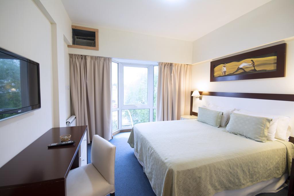 Los Tilos Hotel Y Spa By Cph Villa Carlos Paz Zewnętrze zdjęcie