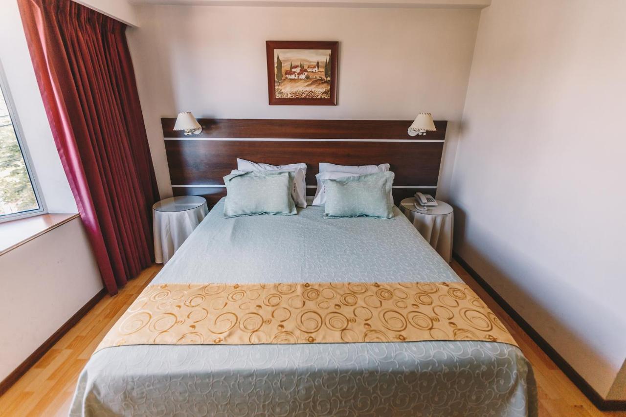 Los Tilos Hotel Y Spa By Cph Villa Carlos Paz Zewnętrze zdjęcie
