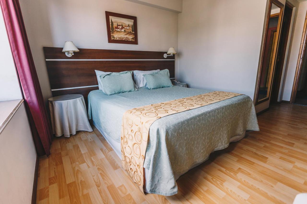 Los Tilos Hotel Y Spa By Cph Villa Carlos Paz Zewnętrze zdjęcie